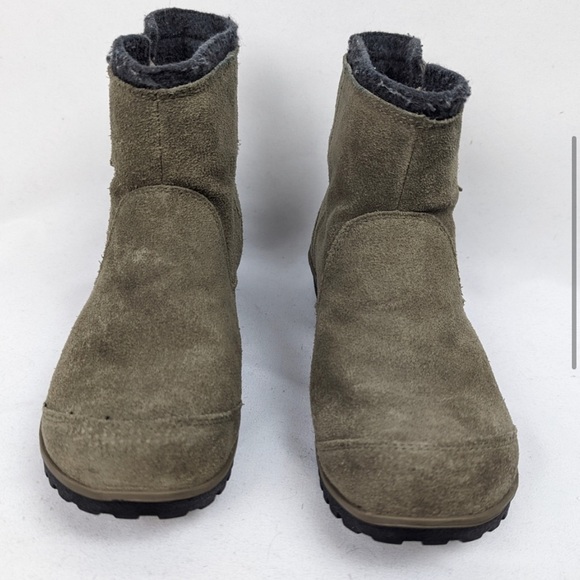 Sorel Meadow Waterproof Suede Booties - Picture 5 of 11